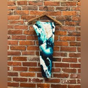 Abstract Blue and Black Leggings